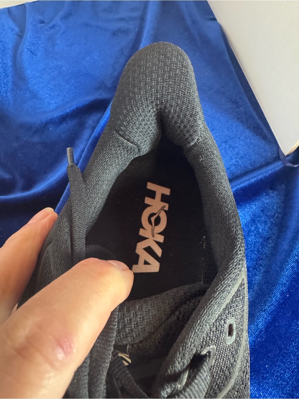 Hoka One One Clifton 10 Black Athletic Shoes with White Logo - Picture 7 of 10